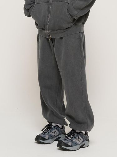 Pigment Dyed Cotton Training Jogger Pants [Charcoal] - CARGOBROS - Modalova