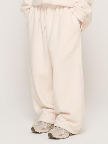 Teddy Over Fleece Wide String Pants [White] - CARGOBROS - Modalova