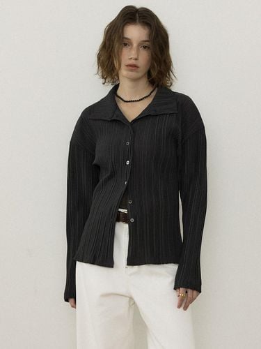 Pleated Piano Button-up Shirt [Charcoal] - AUBARD - Modalova