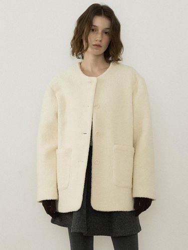 Fur Boucle Premium Alpaca Jacket [Ivory] - AUBARD - Modalova