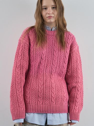 Grandmother Cable Knit Oversized Sweater [Pink] - VANISHMENT - Modalova