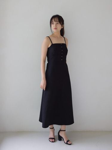 Spaghetti Strap Button Front Seersucker Dress [Black] - COLIZET - Modalova