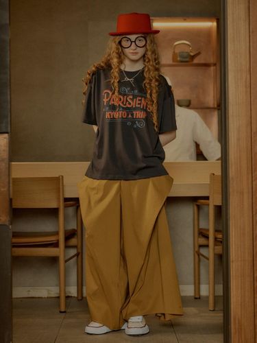 Wing Draped Elastic Pants [MUSTARD] - PARISIEN’S KYOTO TRIP - Modalova