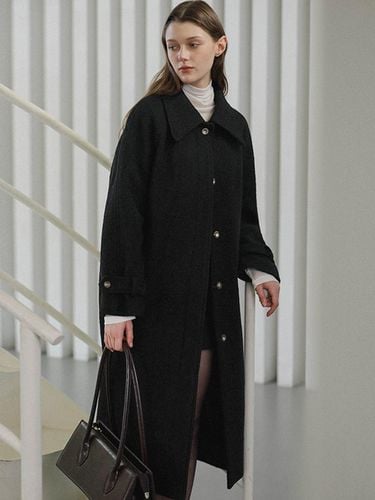 Mold Balmacaan Wool Raglan Coat [Black] - DEHEVE - Modalova