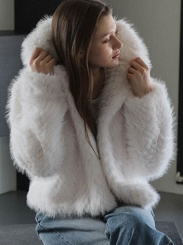 Overfit Hooded Fur Jacket [beige] - DEHEVE - Modalova