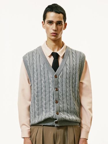 Cable Knit Relaxed Silhouette Vest Cardigan [Grey] - S SY - Modalova