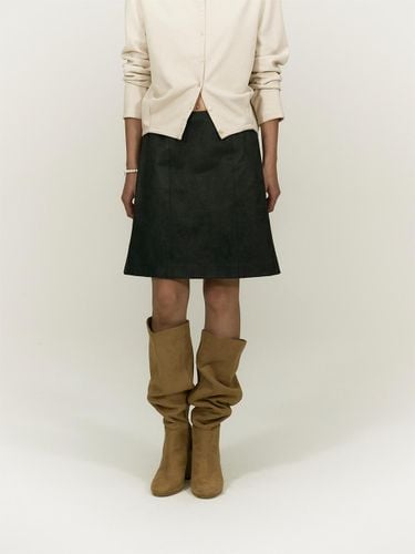 Suede Panel Skirt [Charcoal] - SALTY PEBBLE - Modalova