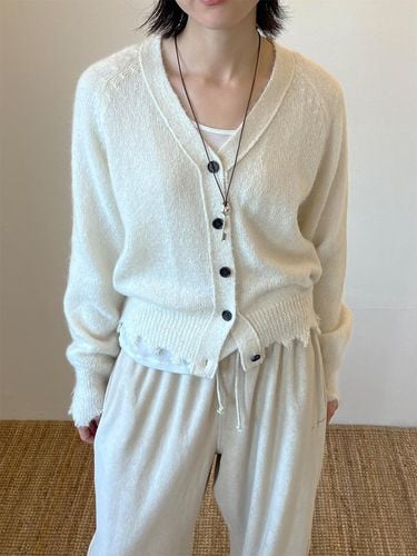 Mohair Destroyed Relaxed Cardigan [Beige] - SALTY PEBBLE - Modalova