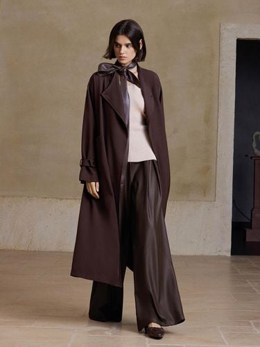 Belted Renaissance-inspired Trench Coat [Brown] - yyiam - Modalova