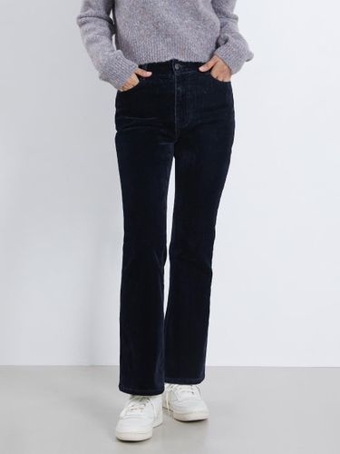 Boot-Cut Velvet Denim Pants [-INDIGO] (UAADP51_07) - UCLA - Modalova