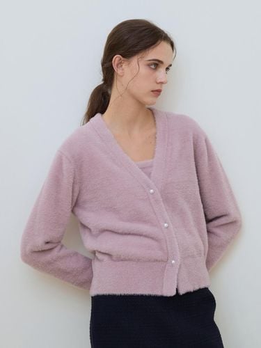 Fluffy Pearl Button Nylon Cardigan [Pink] (AESW4C012P2) - a.t.corner - Modalova