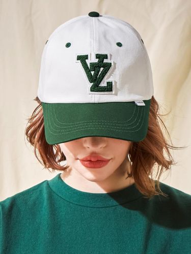 Applique Two-Tone Overfit Baseball Cap [GREEN] - VARZAR - Modalova