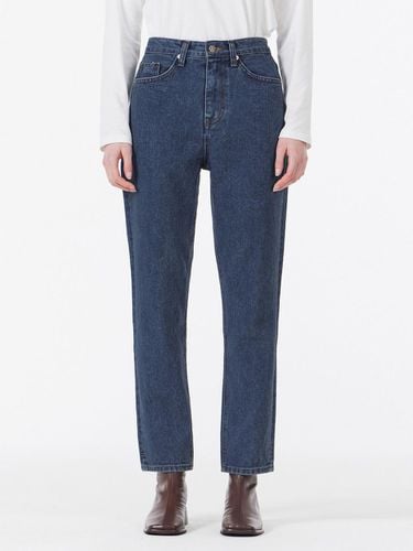 Signature Studded Tapered Crop-Fit Denim Pants [Indigo] - VARZAR - Modalova