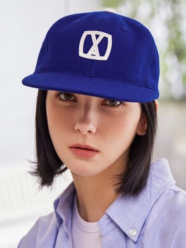 VA Square Wool Adjustable Baseball Cap [Ultramarine] - VARZAR - Modalova