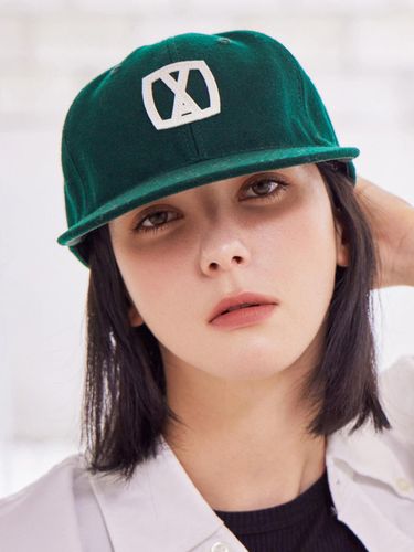 Wool Square Appliqu Baseball Cap [Deep Green] - VARZAR - Modalova