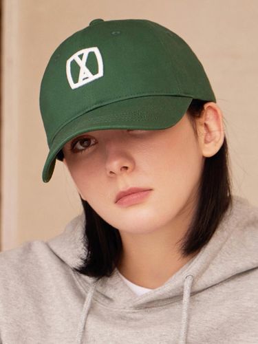 D Square Oversized Cotton Ball Cap [GREEN] - VARZAR - Modalova