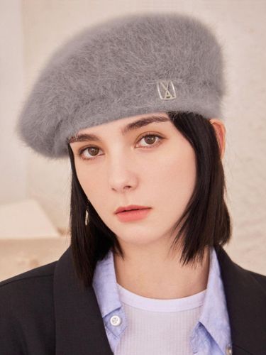 VA Square Stud Soft Wool Beret [Mocha] - VARZAR - Modalova