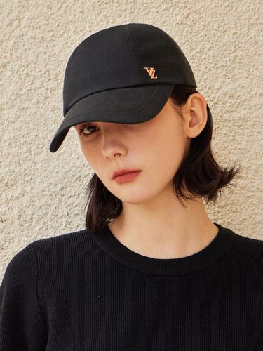 Studded 5-Panel Cotton Cap [Black] - VARZAR - Modalova