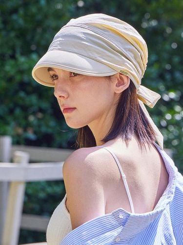 Metal-tipped Scarf-tying Wide Brim Cap [Beige] - VARZAR - Modalova