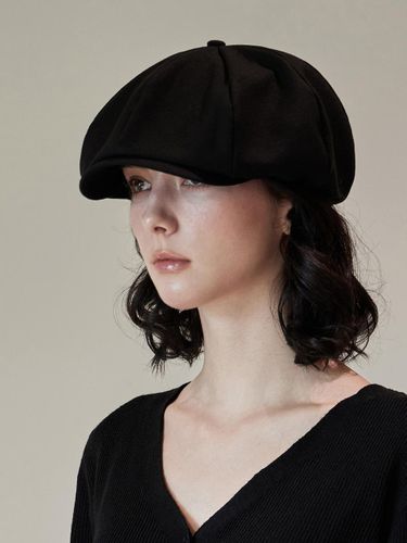 Logo Easy Fit Wool Blend Newsboy Cap [Black] - VARZAR - Modalova