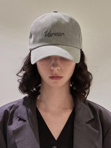 Chain Logo Corduroy OG Fit Ball Cap [Khaki] - VARZAR - Modalova