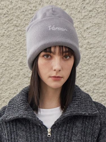 Chain Logo Balloon Heavyweight Beanie [Gray] - VARZAR - Modalova