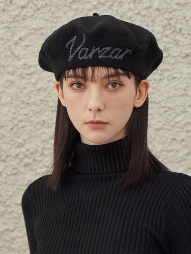 Cursive Logo Wool Beret [Black] - VARZAR - Modalova