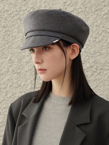 Metal Tip Wool Mariner's Cap [Charcoal] - VARZAR - Modalova