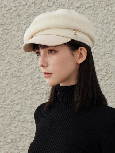 Studded Wool Combo Newsboy Cap [Beige] - VARZAR - Modalova