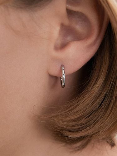 Lightweight Onetouch Earring - byweekend - Modalova