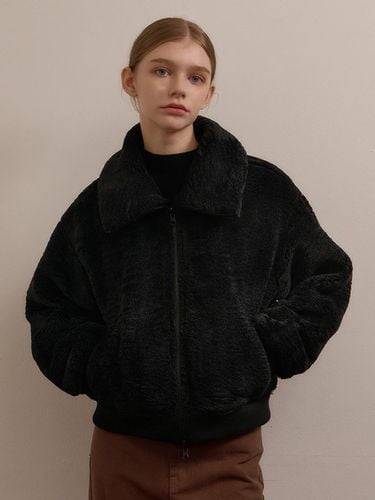 Eco Fur Reversible Loose Jumper [Black] - camino - Modalova