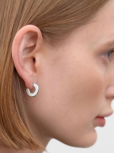 Nordic Minimalist Flat Ring Earrings (E038_silver) - halden - Modalova