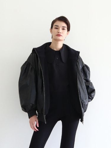 Reversible Wool Faux Leather Bomber Jacket [Black] - GAYEON LEE - Modalova