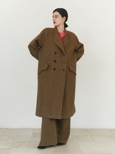 Raglan Wool Structural Coat [Brown] - GAYEON LEE - Modalova