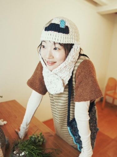 Knit Patch Adjustable Long Ear Hat [] - MISU A BARBE - Modalova