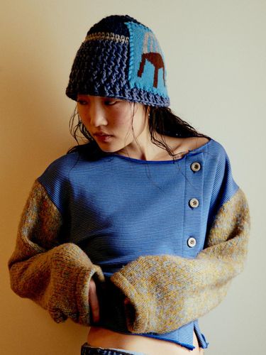 Handmade Wool Bucket Hat [Blue] - MISU A BARBE - Modalova