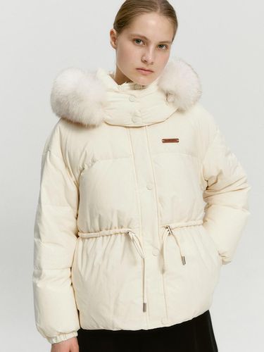 Faux Fur Trimmed Hood Down Waist String Jacket (MOEDDW52MIV) - marieclaire - Modalova