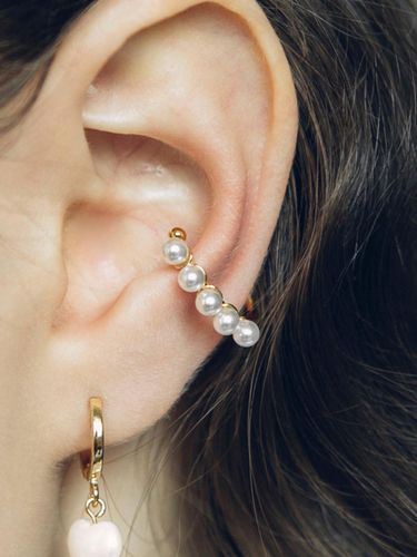 Crown Pearl Adjustable Nickel-Free Ear Cuff - FANTASTIC PLANET - Modalova