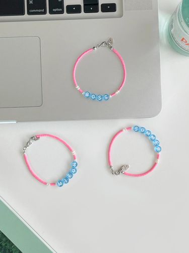 Customizable Beaded Pearl Bracelet [Pink] - FANTASTIC PLANET - Modalova