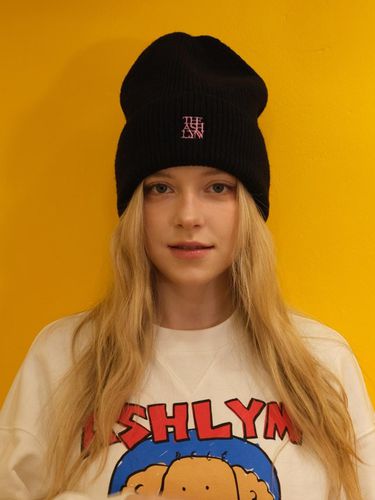 Unisex Oversized Logo Beanie [Navy] - THE ASHLYNN - Modalova