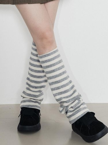 Striped Soft Cozy Leg Warmers [Grey] - HIGHSCHOOLDISCO - Modalova