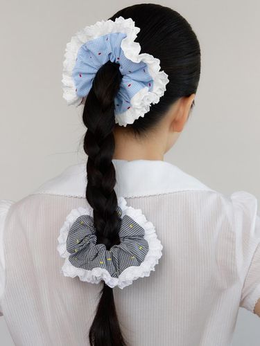 Petit Check Layered Lace Scrunchie - FANTASTIC PLANET - Modalova