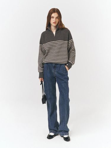 Semi-Wide Tucked Cotton Jeans [Mid Blue] (UDPA3C207B2) - Dunst for WOMEN - Modalova