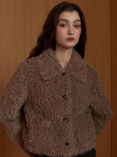 Fuzzy Teddy Standard Fit Jacket [Deep Beige] (OU1568) - ouie - Modalova