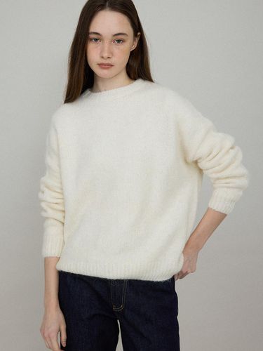 Alpaca Round Neck Loose Fit Knit [Ivory] - L’EAU - Modalova