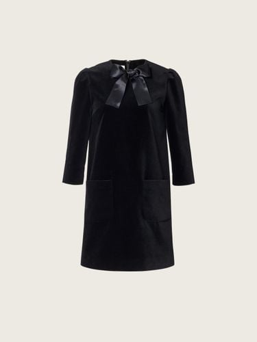 Velvet Mini Straight Fit Dress [Black] - LESAVOIR - Modalova