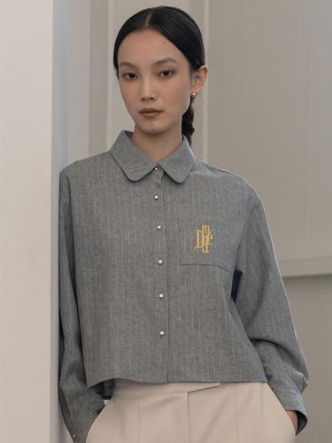 Wool Pinstripe Crop Logo Blouse [Grey] - DEFEMME - Modalova