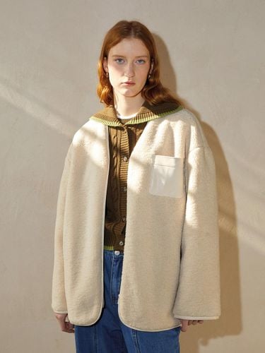 Loose Fluffy Oversized Fur Jacket - PIA STUDIO - Modalova