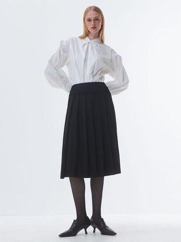 Pleated Wool Midi Skirt [Black] - Emin & Paul - Modalova