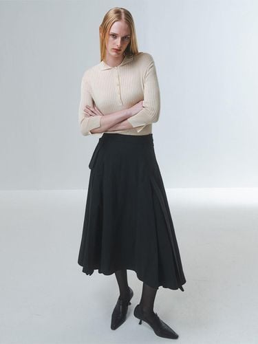 Volume Structured A-line Cargo Skirt [] - Emin & Paul - Modalova